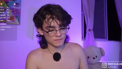 Angelo I work from home this is my room  online show from 07.18.26