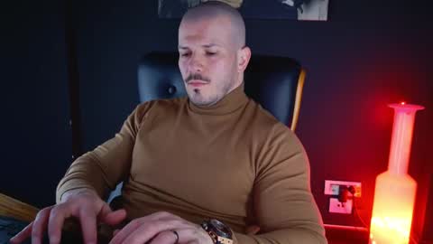 Snapshot of angeloeric chatting on 12.17.24 BlackWolf online show from 12.17.24