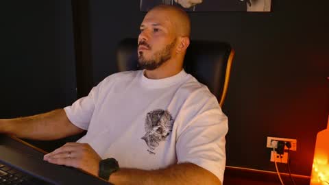 Snapshot of angeloeric chatting on 07.23.26 BlackWolf online show from 07.23.26