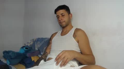 Snapshot of angelof_fire chatting on 02.12.25 Angel online show from 02.12.25