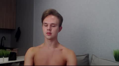 Angel online show from 09.28.25