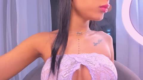 Snapshot of angelrossario chatting on 09.15.25 Angel Rosario online show from 09.15.25