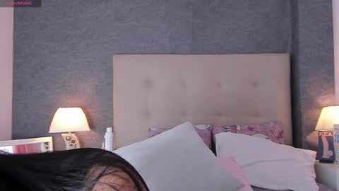 Angela online show from 12.26.24