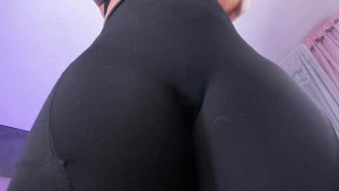 Angela online show from 04.05.26