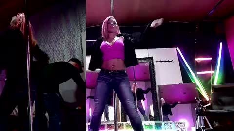 Madison Marie online show from 12.22.24