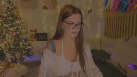 Snapshot of angelsweetshy chatting on 01.07.26 Angelsweetshy online show from 01.07.26