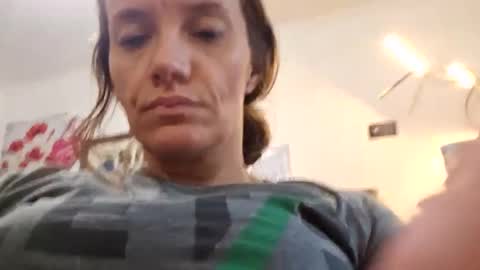 angelvanderpool71 online show from 09.17.25