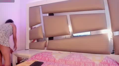 Snapshot of angely_js chatting on 01.27.25 angely_js online show from 01.27.25