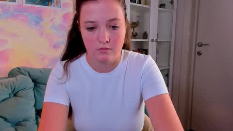 Snapshot of angely_lilly chatting on 09.13.25 Lilly online show from 09.13.25