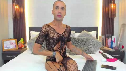 Snapshot of anghel_stone chatting on 07.07.26 Anghel Stone online show from 07.07.26