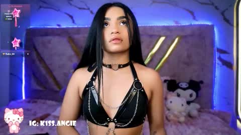 Snapshot of angie_boo_ chatting on 10.17.25 Angie online show from 10.17.25