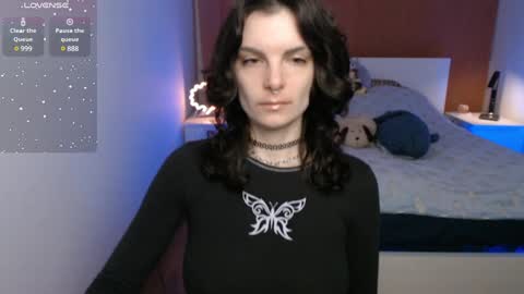 angie_faee online show from 12.10.24