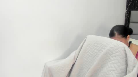 A N G I E.  online show from 02.02.26