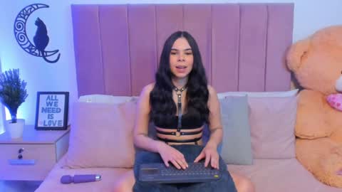 Milo ----       online show from 01.02.25