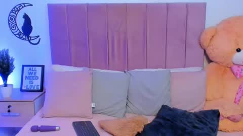 Milo ----       online show from 02.13.25