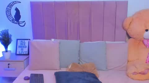 Milo ----       online show from 02.15.25