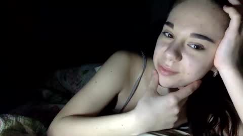 Snapshot of angle_cute05 chatting on 04.24.26 Angel Cute online show from 04.24.26