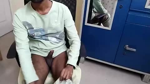 Snapshot of angryagent198 chatting on 01.19.25 Tutu22 online show from 01.19.25