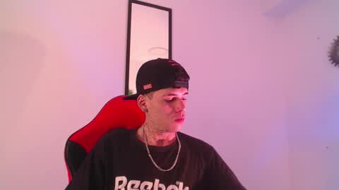 Snapshot of anhonymus chatting on 09.23.25 anhonymus online show from 09.23.25