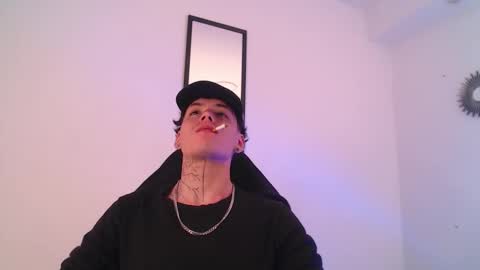 Snapshot of anhonymus chatting on 09.25.25 anhonymus online show from 09.25.25