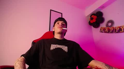 Snapshot of anhonymus chatting on 10.16.25 anhonymus online show from 10.16.25