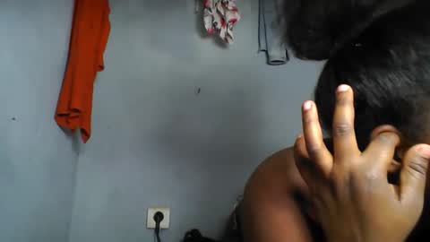 anicia02 online show from 09.10.25