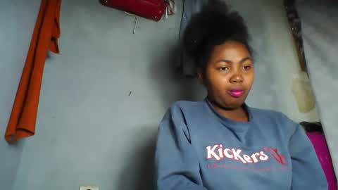 anicia02 online show from 09.11.25