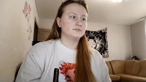 Snapshot of anika_lipps chatting on 09.22.25 Anika online show from 09.22.25