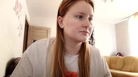 Snapshot of anika_lipps chatting on 09.23.25 Anika online show from 09.23.25