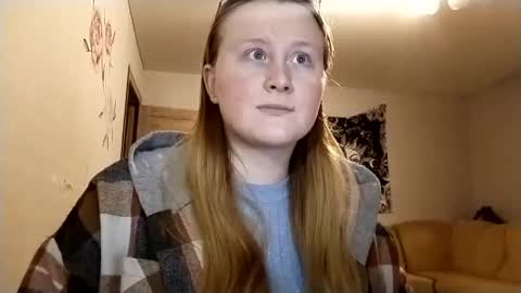 Snapshot of anika_lipps chatting on 10.02.25 Anika online show from 10.02.25