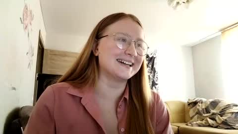 Snapshot of anika_lipps chatting on 06.12.26 Anika online show from 06.12.26
