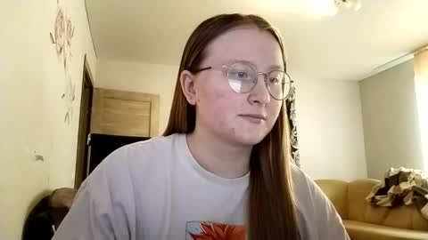 Snapshot of anika_lipps chatting on 06.18.26 Anika online show from 06.18.26