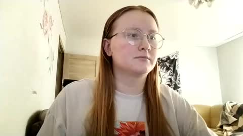 Snapshot of anika_lipps chatting on 06.19.26 Anika online show from 06.19.26