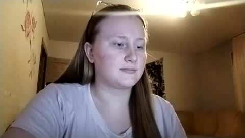 Snapshot of anika_lipps chatting on 07.17.26 Anika online show from 07.17.26