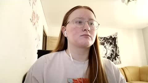 Snapshot of anika_lipps chatting on 08.03.26 Anika online show from 08.03.26