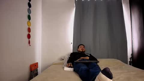 Snapshot of anika_lowen chatting on 09.18.25 Anika And Lowen Your Thumbs Up Are Super Important For Us  online show from 09.18.25