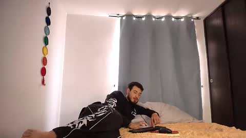 Snapshot of anika_lowen chatting on 10.29.25 Anika And Lowen Your Thumbs Up Are Super Important For Us  online show from 10.29.25