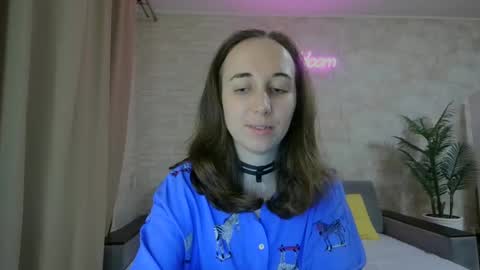 Snapshot of anikabloom chatting on 01.09.25 anikabloom online show from 01.09.25