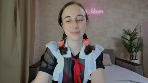 Snapshot of anikabloom chatting on 02.04.25 anikabloom online show from 02.04.25