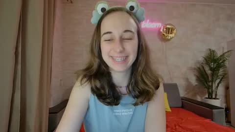 Snapshot of anikabloom chatting on 03.02.25 anikabloom online show from 03.02.25