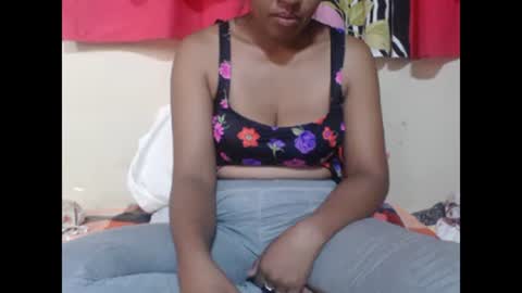 Snapshot of anishey chatting on 12.29.24 anishey online show from 12.29.24