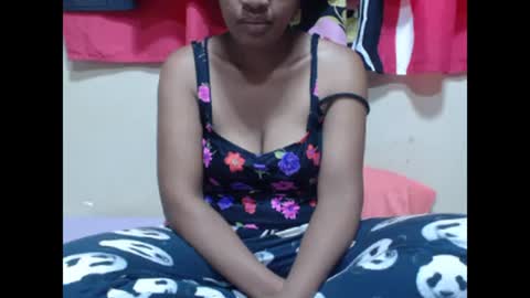 Snapshot of anishey chatting on 02.05.25 anishey online show from 02.05.25