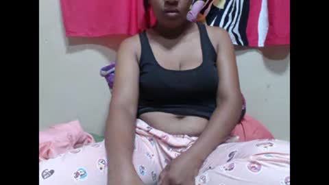 Snapshot of anishey chatting on 03.05.25 anishey online show from 03.05.25