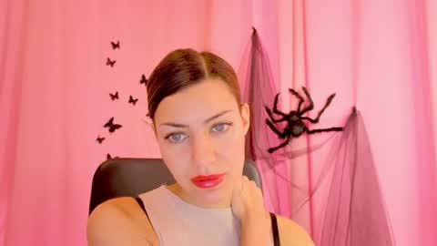 Anni online show from 11.19.25