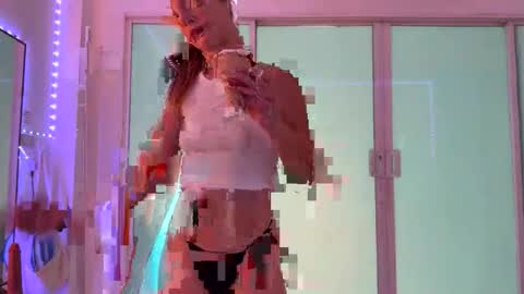 anita__hills online show from 10.04.25