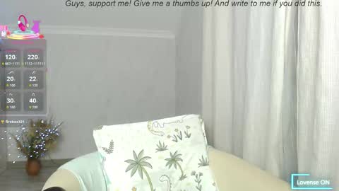 Snapshot of anita_delicious chatting on 10.25.25 anita_delicious online show from 10.25.25