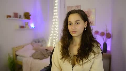 Anita Grey online show from 09.27.25