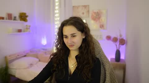 Anita Grey online show from 11.13.25