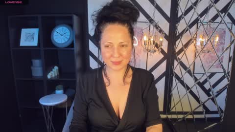 Anita online show from 12.07.24
