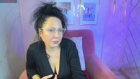 Anita online show from 12.20.24